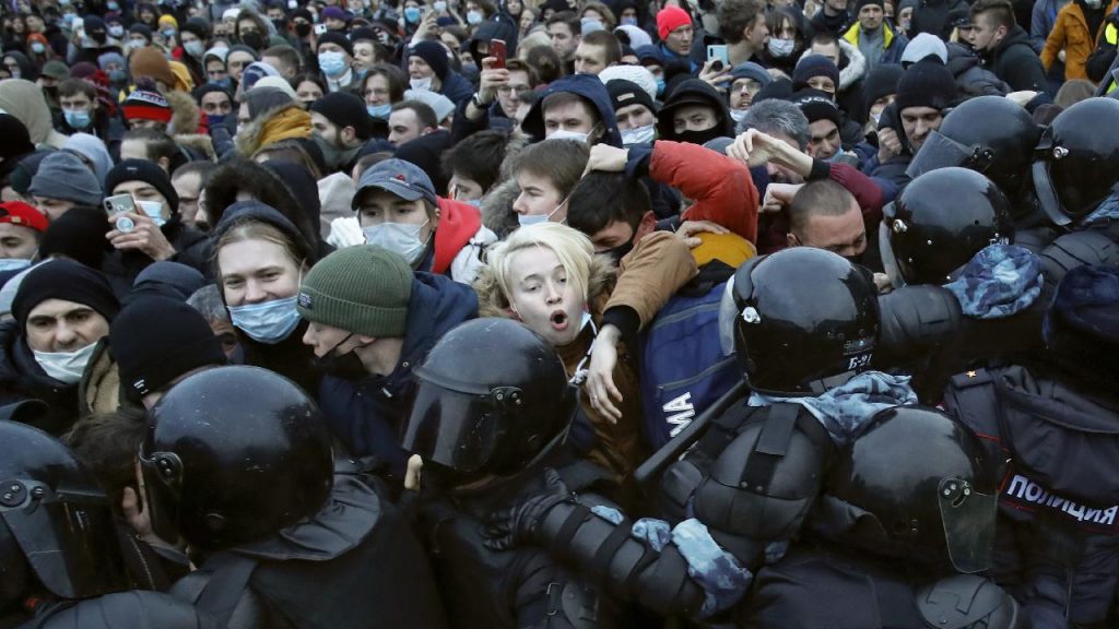 rusya-protesto-ap-1505175