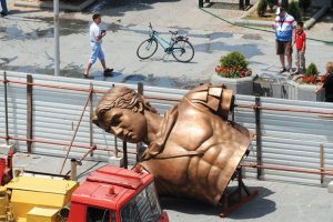 statue_getty_0