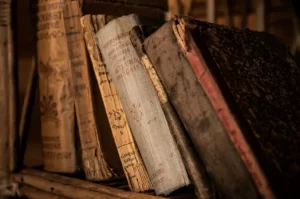 old-books-436498_1920-1