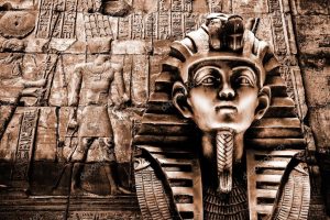 depositphotos_108526776-stock-photo-stone-pharaoh-tutankhamen-mask