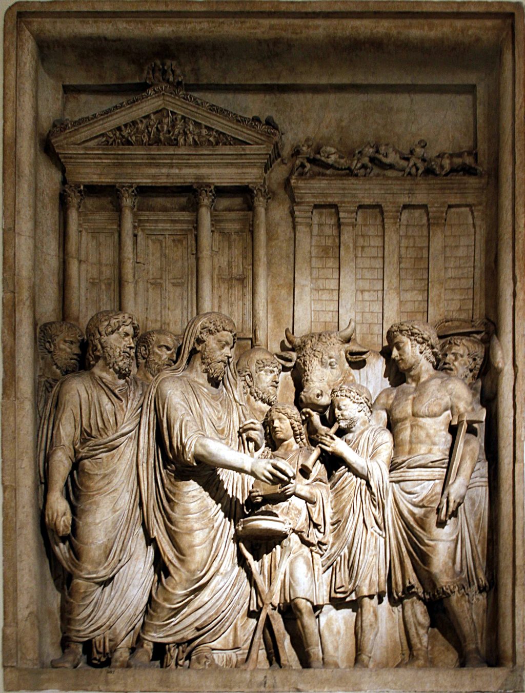 Marcus_Aurelius_showing_sacrifice_-_Arch_of_Marcus_Aurelius_-_Musei_Capitolini_-_Rome_2016