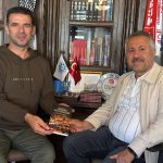 Ümit Savaş’ın aynasında bir ada, bir şehir, bir hafıza