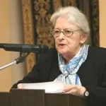 İonna Kuçuradi Etiğinde Temellendirme Krizi: Kaynaksız Bir Ahlak Mümkün mü?